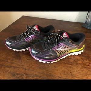Brooks Women’s Running Shoes Size 7.5